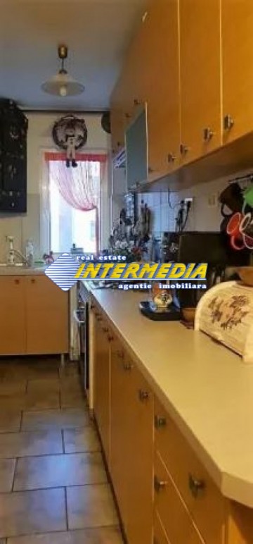 apartament-3-camere-de-vanzare-in-cetate-finisat-complet-4